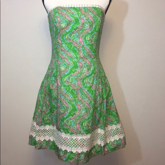Lilly Pulitzer Dresses & Skirts - Lilly Pulitzer Jordan Dress in Chomp Chomp